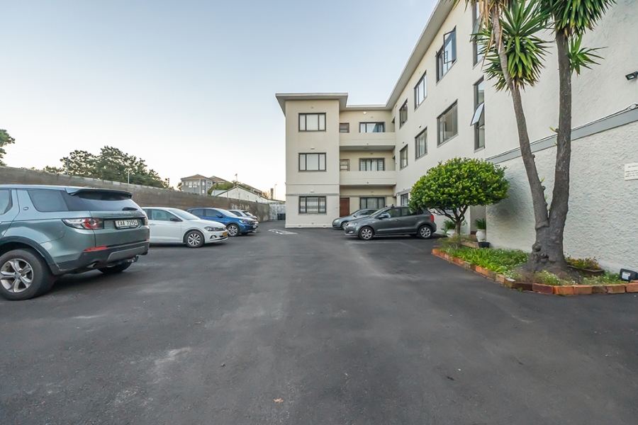 2 Bedroom Property for Sale in Newlands Western Cape